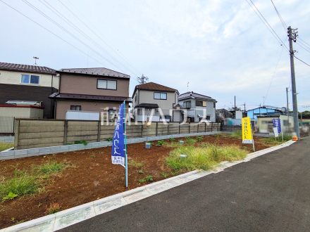 ≪現地外観≫建物のプレゼンをさせていただきますので、実際の完成イメージを思い描いていただくことができます。お気軽にお問合せ下さい。 【府中市日新町5丁目】/撮影日2025/10/03