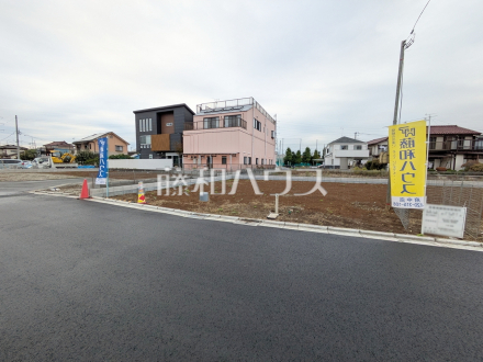 ≪A号棟 接道状況≫物件の事、諸費用の事など、小さな疑問もお気軽にご連絡・ご相談下さい。 【府中市日新町5丁目】/撮影日2025/10/24