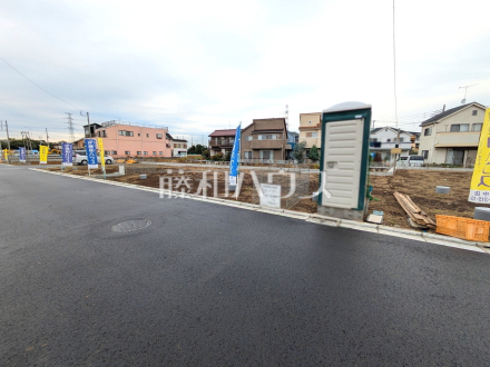 ≪E号棟 外観≫第三者機関により住宅の品質や性能を評価し「安心・安全」を保証する【住宅性能評価書】を取得しております。【府中市日新町5丁目】/撮影日2025/10/24