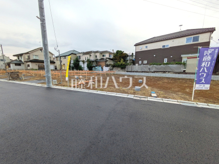 ≪K号棟 接道状況≫平日のご案内も可能です。お気軽にお問合せ下さいませ。 【府中市日新町5丁目】/撮影日2025/10/24