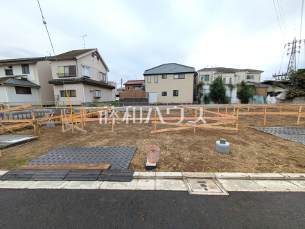 ≪O号棟 外観≫キッチンスペースには食品等のストックに便利なパントリー収納があるプラン♪【府中市日新町5丁目】/撮影日2025/10/24