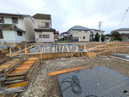 ≪P号棟 外観≫第三者機関により住宅の品質や性能を評価し「安心・安全」を保証する【住宅性能評価書】を取得しております。【府中市日新町5丁目】/撮影日2025/10/24