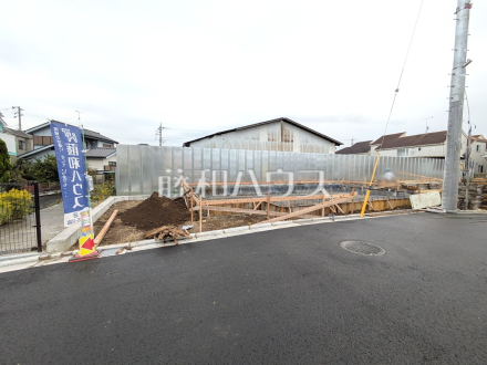 ≪S号棟 外観≫対面キッチンとリビングイン階段を採用したご家族のコミュニケーションが広がるプラン♪【府中市日新町5丁目】/撮影日2025/10/24