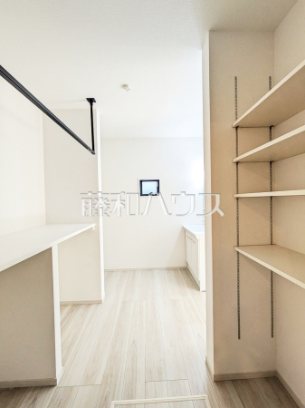 1号棟 ホスクリーンランドリールーム 【八王子市廿里町】 1号棟 ホスクリーンランドリールーム 【八王子市廿里町】