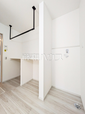 1号棟 ホスクリーンランドリールーム 【八王子市廿里町】 1号棟 ホスクリーンランドリールーム 【八王子市廿里町】