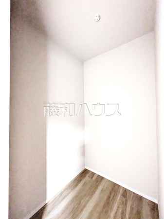 2号棟 ウォークインクローゼット 【八王子市廿里町】 2号棟 ウォークインクローゼット 【八王子市廿里町】