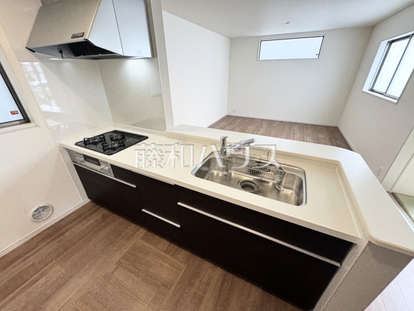 1号棟 キッチン 【沖縄市南桃原4丁目】 1号棟 キッチン 【沖縄市南桃原4丁目】