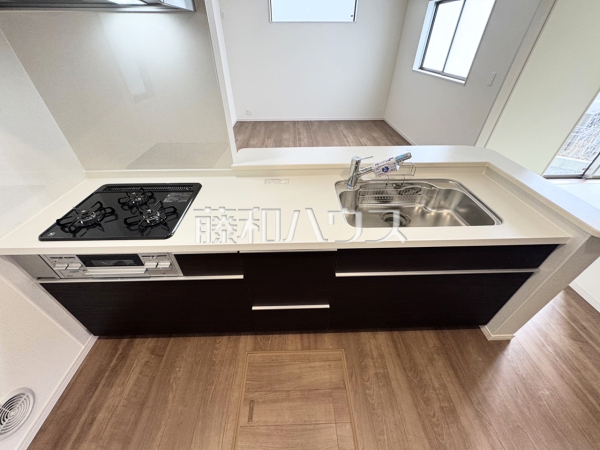 1号棟 キッチン 【沖縄市南桃原4丁目】 1号棟 キッチン 【沖縄市南桃原4丁目】
