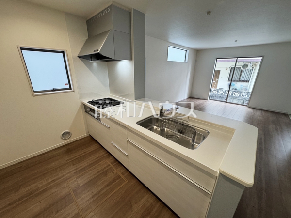 2号棟 キッチン 【沖縄市南桃原4丁目】 2号棟 キッチン 【沖縄市南桃原4丁目】