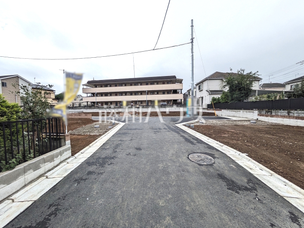 周辺環境や日当たりや設備仕様など、実際に行ってみないと分からないことも多くございます。営業担当がご案内いたしますので、お気軽にお問い合わせください。
接道状況および現場風景 【東村山市秋津町4丁目】 周辺環境や日当たりや設備仕様など、実際に行ってみないと分からないことも多くございます。営業担当がご案内いたしますので、お気軽にお問い合わせください。
接道状況および現場風景 【東村山市秋津町4丁目】