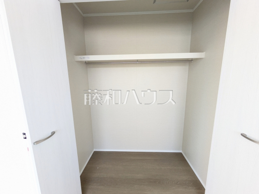 D号棟 収納 【春日井市八事町1丁目】
