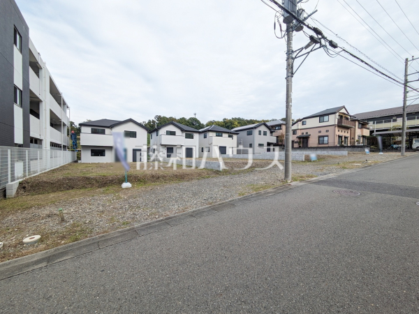 接道状況および現場風景 【八王子市兵衛2丁目】 接道状況および現場風景 【八王子市兵衛2丁目】