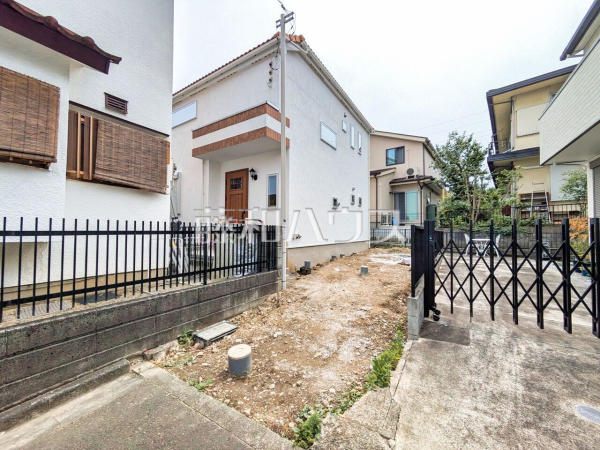 接道状況および現場風景 【八王子市西寺方町】 接道状況および現場風景 【八王子市西寺方町】