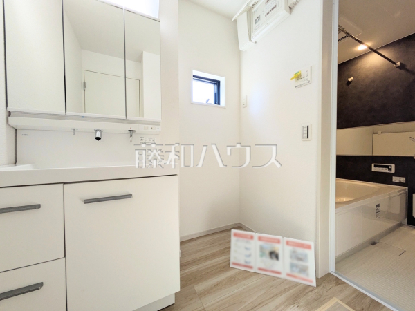1号棟 洗面室 【三鷹市牟礼5丁目】 1号棟 洗面室 【三鷹市牟礼5丁目】