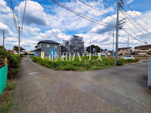 接道状況および現場風景 【西東京市中町6丁目】見学はしたいけど、なかなか時間が取れない・・・そんな方に出勤前や仕事終わりにマイホームを見学できるサポートをいたします。