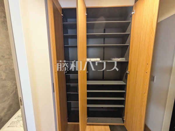 玄関収納 【名古屋市北区志賀町3丁目】 玄関収納 【名古屋市北区志賀町3丁目】