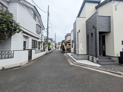 接道状況および現場風景 【練馬区南大泉2丁目】