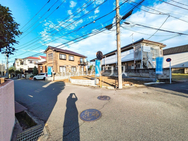 接道状況および現場風景 【日野市南平6丁目】 接道状況および現場風景 【日野市南平6丁目】