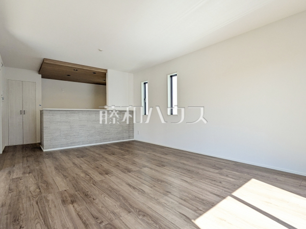 リビング 【日野市大字上田】 リビング 【日野市大字上田】