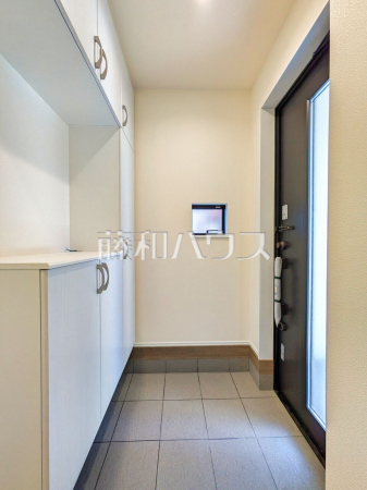 玄関 【志木市中宗岡2丁目】 玄関 【志木市中宗岡2丁目】