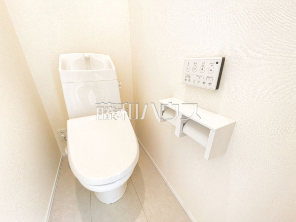 トイレ 【志木市中宗岡2丁目】 トイレ 【志木市中宗岡2丁目】