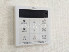 浴室給湯リモコン 【志木市中宗岡2丁目】追焚き機能付きなので、生活時間の違う家族に便利です。 浴室給湯リモコン 【志木市中宗岡2丁目】追焚き機能付きなので、生活時間の違う家族に便利です。