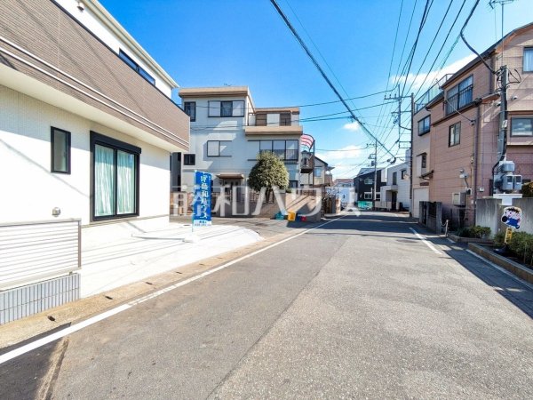 接道状況および現場風景 【志木市中宗岡2丁目】 接道状況および現場風景 【志木市中宗岡2丁目】