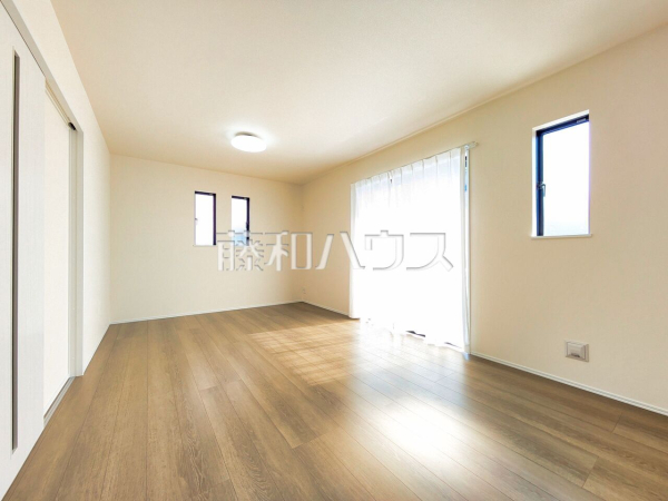 リビング 【志木市中宗岡2丁目】 リビング 【志木市中宗岡2丁目】