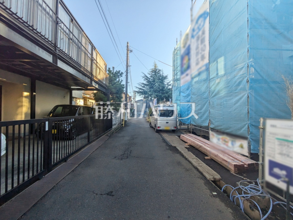 接道状況および現場風景 【八王子市散田町2丁目】 接道状況および現場風景 【八王子市散田町2丁目】