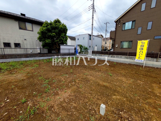 ≪現地外観≫周辺環境はもちろん、日当たりなど、実際に行ってみないと分からないことも多くございます。営業担当がご案内いたしますのでお気軽にお問い合わせくださいませ☆ 【府中市住吉町4丁目】