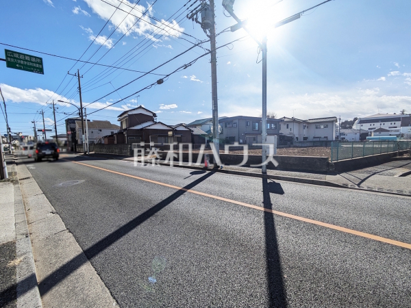接道状況および現場風景 【西東京市西原町4丁目】 接道状況および現場風景 【西東京市西原町4丁目】