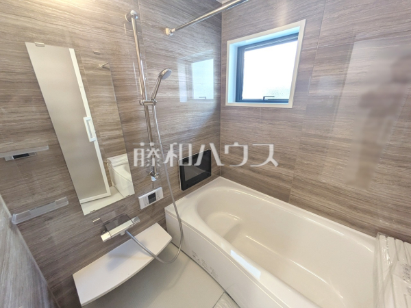 落ち着いた色合いで疲れたからだを癒す、贅沢なくつろぎ空間です。 【新座市池田5丁目】 落ち着いた色合いで疲れたからだを癒す、贅沢なくつろぎ空間です。 【新座市池田5丁目】