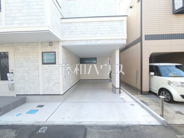 愛車を守るビルトインガレージ!アウトドア用品のお手入れにも便利です! 【新座市池田5丁目】 愛車を守るビルトインガレージ!アウトドア用品のお手入れにも便利です! 【新座市池田5丁目】