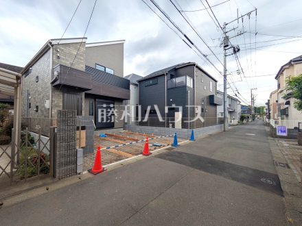 接道状況および現場風景 【日野市大字石田】/撮影日2026/04/10