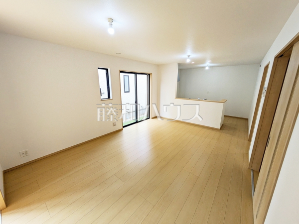 B号棟 リビング 【西春日井郡豊山町大字青山】 B号棟 リビング 【西春日井郡豊山町大字青山】