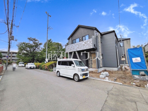 接道状況および現場風景 【日野市日野本町3丁目】 接道状況および現場風景 【日野市日野本町3丁目】