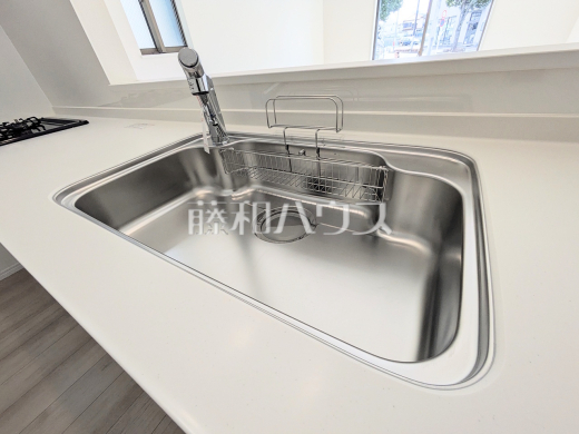 F号棟 キッチン 【府中市日新町3丁目】