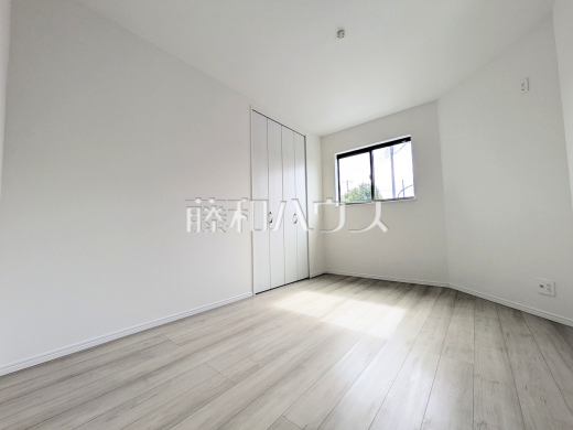 F号棟 居室 【府中市日新町3丁目】