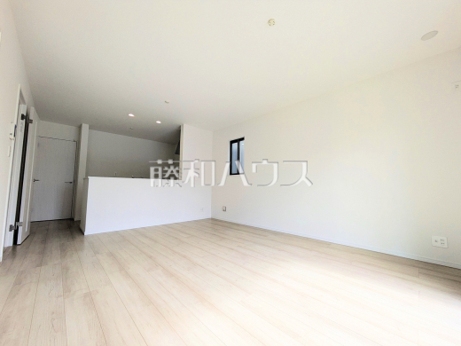 F号棟 リビング 【府中市日新町3丁目】