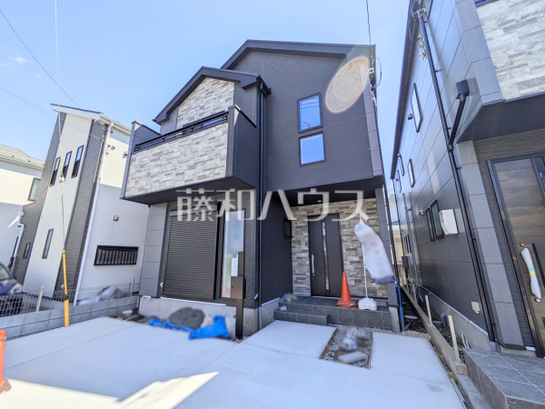2号棟 外観 【日野市大字日野】
JR中央線「日野」駅 徒歩14分。この恵まれたロケーションによる幸福感は、毎朝の通勤時にしっかりと感じられるのではないでしょうか。 2号棟 外観 【日野市大字日野】
JR中央線「日野」駅 徒歩14分。この恵まれたロケーションによる幸福感は、毎朝の通勤時にしっかりと感じられるのではないでしょうか。