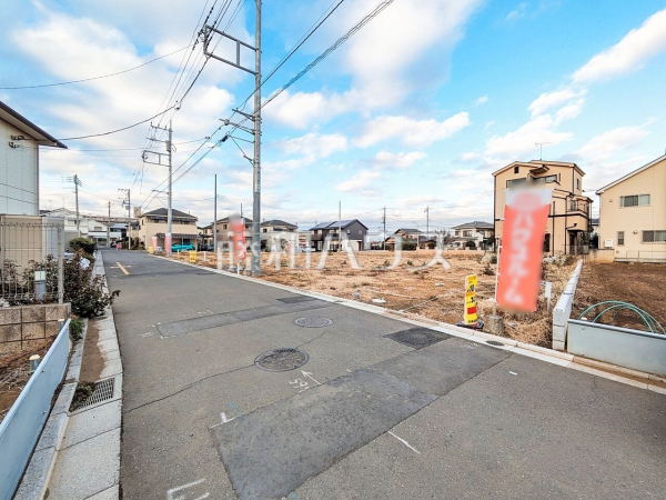 接道状況および現場風景 【新座市新堀2丁目】 接道状況および現場風景 【新座市新堀2丁目】