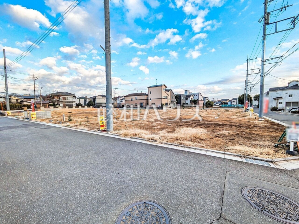 現場風景 【新座市新堀2丁目】 建物のプレゼンをさせていただきますので、実際の完成イメージを思い描いていただくことができます。お気軽にお問合せ下さい。 現場風景 【新座市新堀2丁目】 建物のプレゼンをさせていただきますので、実際の完成イメージを思い描いていただくことができます。お気軽にお問合せ下さい。