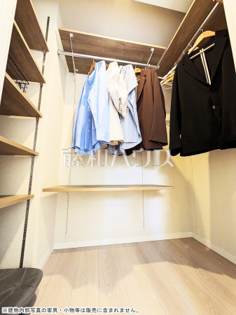 ウォークインクローゼット 【朝日シティパリオ高井戸 】 ウォークインクローゼット 【朝日シティパリオ高井戸 】