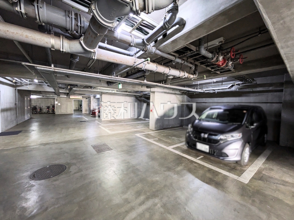 駐車場 【朝日シティパリオ高井戸 】 駐車場 【朝日シティパリオ高井戸 】