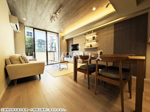 リビング 【朝日シティパリオ高井戸 】 リビング 【朝日シティパリオ高井戸 】