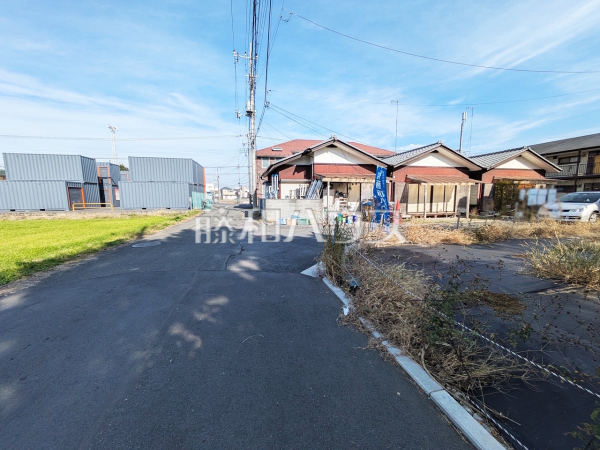 接道状況および現場風景 【志木市下宗岡3丁目】 接道状況および現場風景 【志木市下宗岡3丁目】