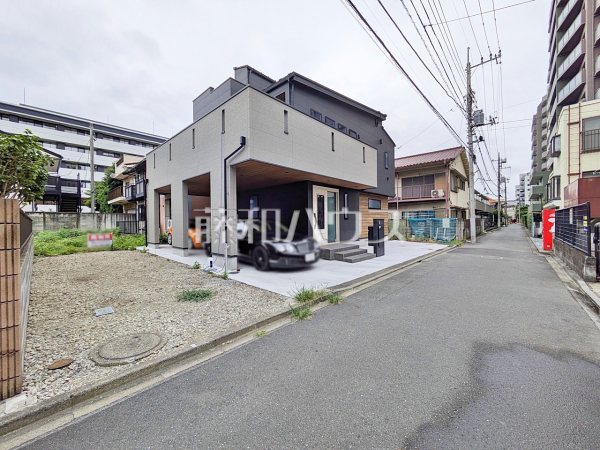 接道状況および現場風景 【三鷹市上連雀4丁目】 接道状況および現場風景 【三鷹市上連雀4丁目】