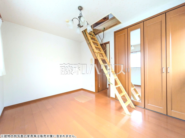 小屋裏収納入口 【八王子市大塚】 小屋裏収納入口 【八王子市大塚】