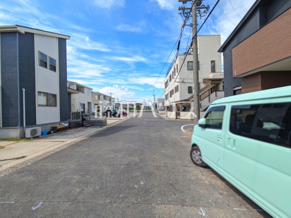 接道状況および現場風景 【春日井市林島町4丁目】 接道状況および現場風景 【春日井市林島町4丁目】