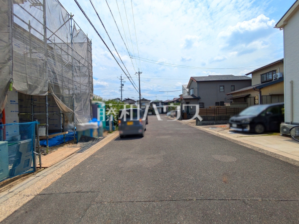 接道状況および現場風景 【春日井市林島町4丁目】 接道状況および現場風景 【春日井市林島町4丁目】